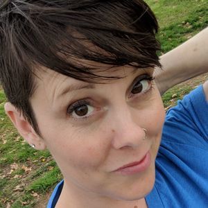 Meet your Posher, Lacey